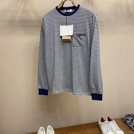 ミュウミュウ Tシャツ