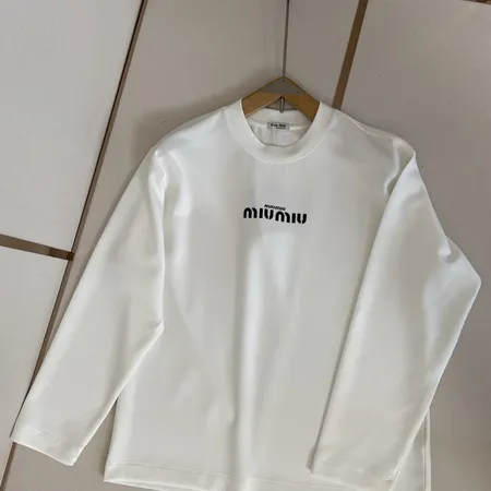 ミュウミュウ Tシャツ