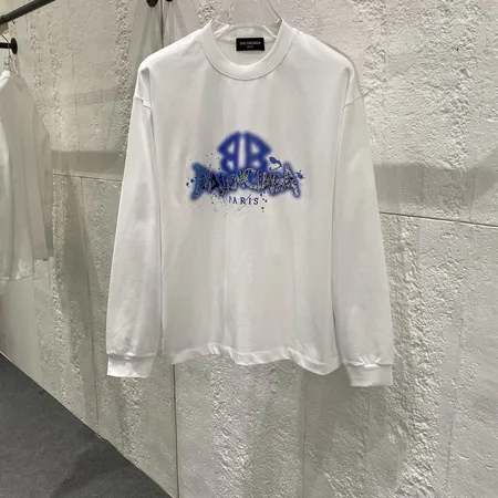 バレンシアガ Tシャツ