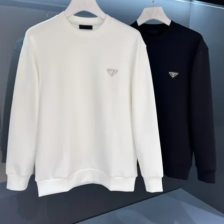 プラダ パーカー