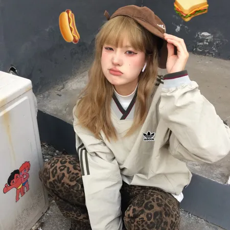 アディダス パーカー