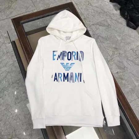 アルマーニ パーカー