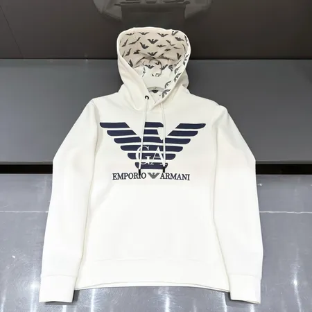 アルマーニ パーカー