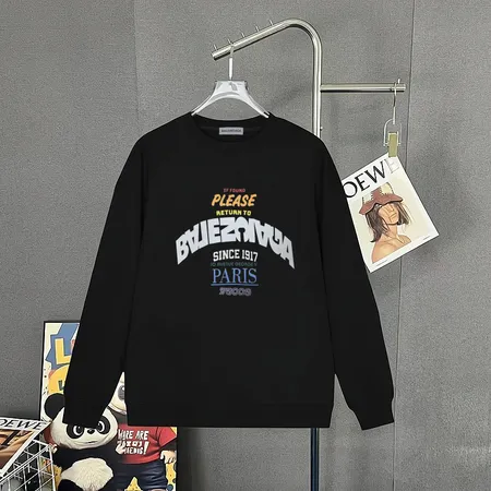 バレンシアガ パーカー