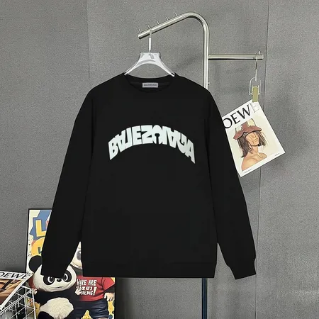 バレンシアガ パーカー