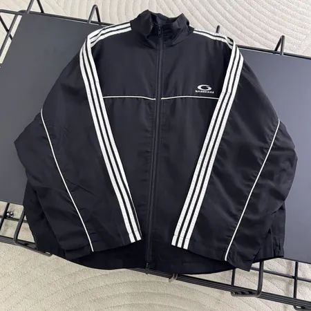 バレンシアガ ジャケット