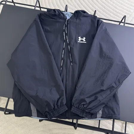 バレンシアガ ジャケット