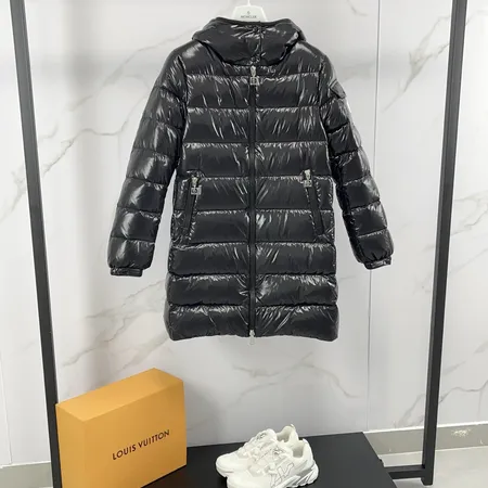 モンクレール ダウンジャケット