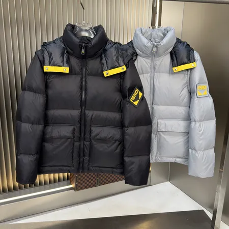 フェンディ ダウンジャケット