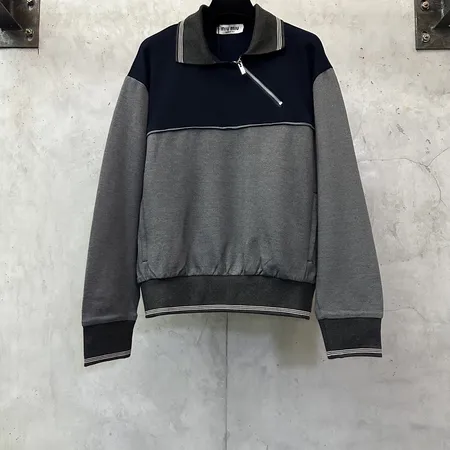 ミュウミュウ パーカー