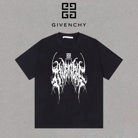 ジバンシィ Tシャツ