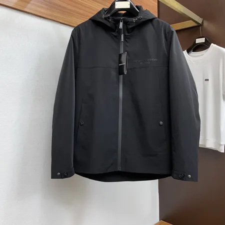 ヴァレンティノ ダウンジャケット