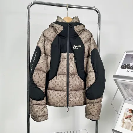 ルイヴィトン ダウンジャケット