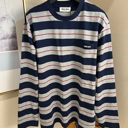 ミュウミュウ Tシャツ