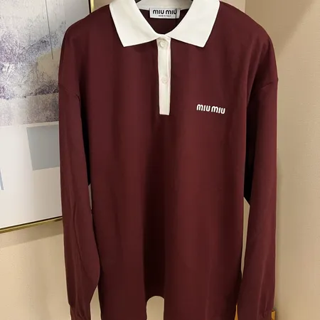 ミュウミュウ パーカー