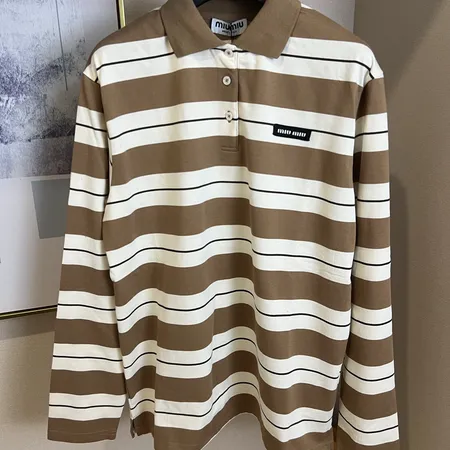 ミュウミュウ パーカー