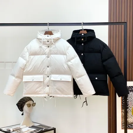 プラダ ダウンジャケット