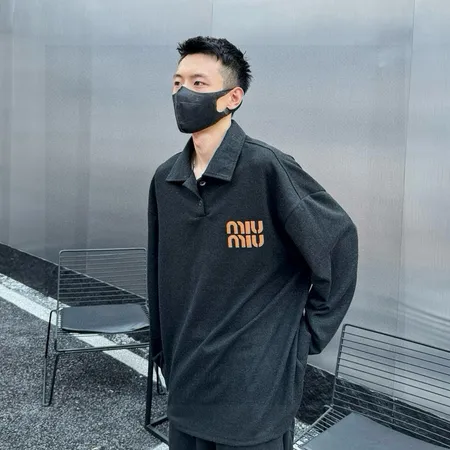 ミュウミュウ パーカー