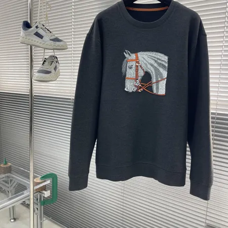 エルメス パーカー