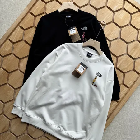 ノースフェイス パーカー