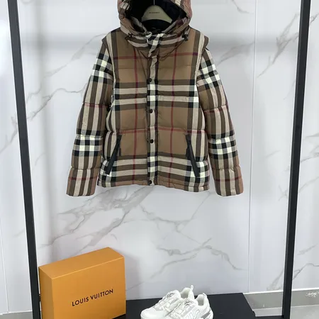 バーバリー ス ダウンジャケット