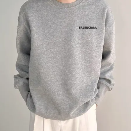 バレンシアガ パーカー