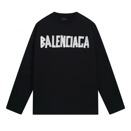 バレンシアガ Tシャツ