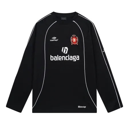 バレンシアガ Tシャツ