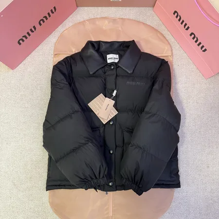 ミュウミュウ ダウンジャケット