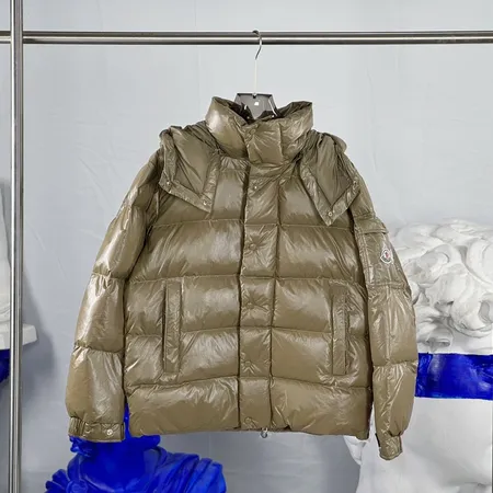 モンクレール ダウンジャケット
