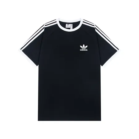 アディダス Tシャツ