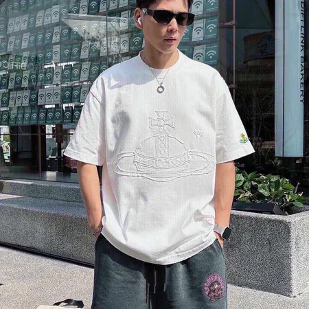 ヴィヴィアン・ウエストウッド Tシャツ