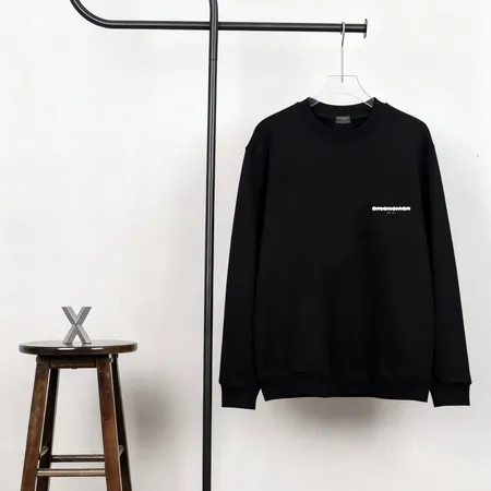 バレンシアガ パーカー