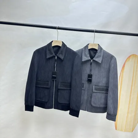 ヴァレンティノ ダウンジャケット