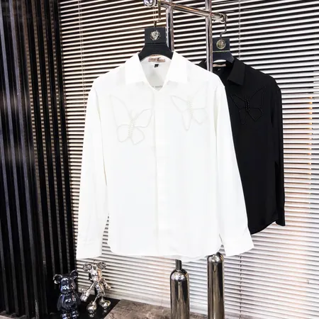 オフホワイト シャツ