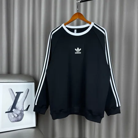 アディダス パーカー