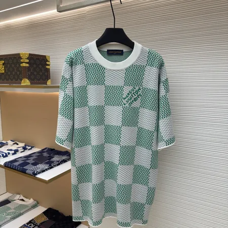 ルイヴィトン Tシャツ