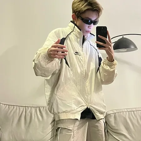 バレンシアガ ジャケット