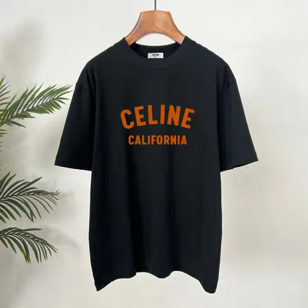 セリーヌ Tシャツ