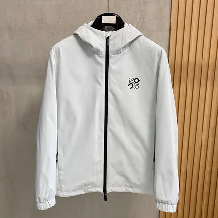 ロエベ ダウンジャケット