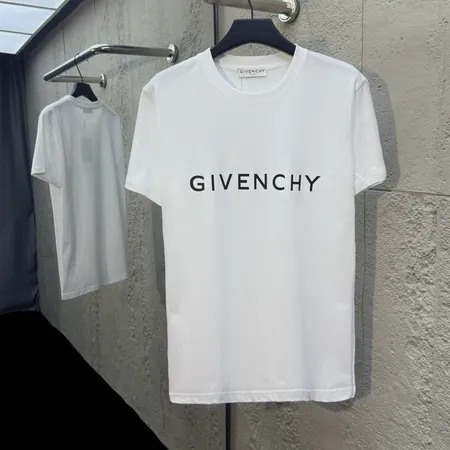 ジバンシィ Tシャツ