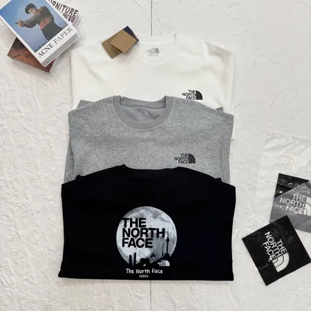 ノースフェイス パーカー