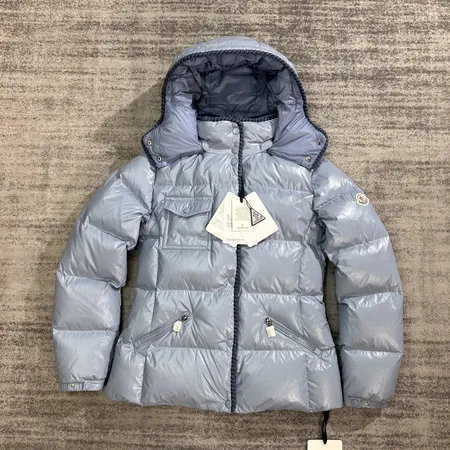 エルメス ダウンジャケット