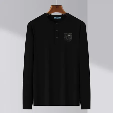 プラダ Tシャツ