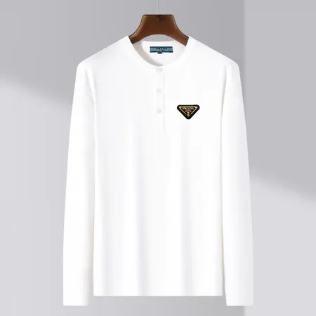 プラダ Tシャツ