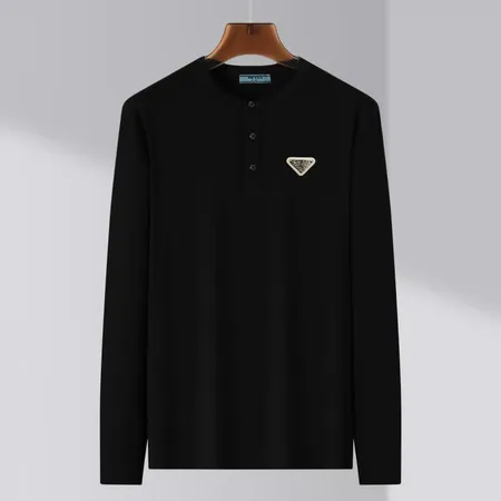 プラダ Tシャツ