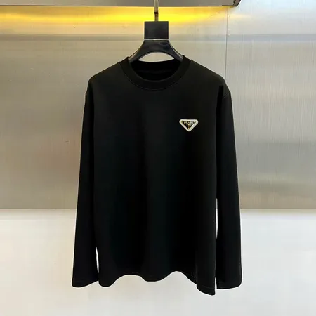 プラダ Tシャツ