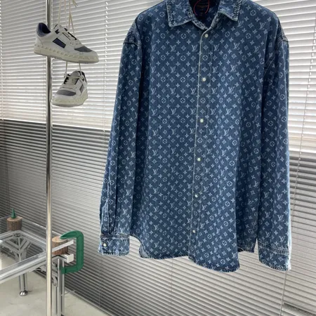 ルイヴィトン シャツ
