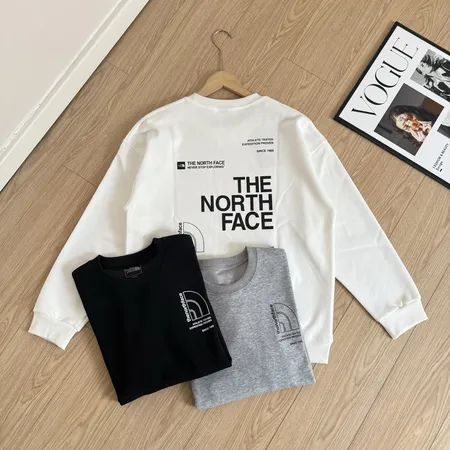 ノースフェイス パーカー