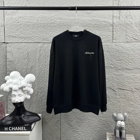 フェンディ パーカー